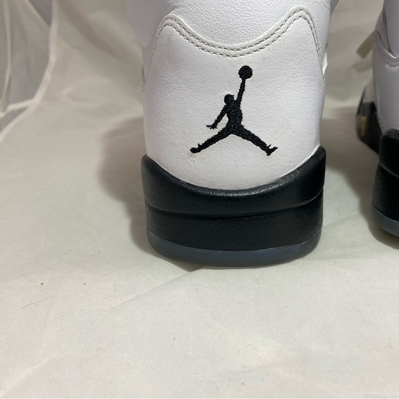 Jordan 5 Retro Olympic (2016) - Picture 8 of 15